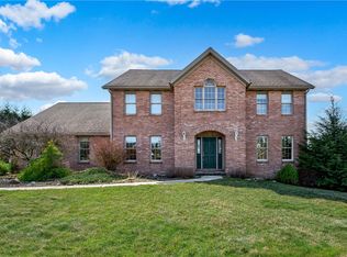 215 Seminole Trl, Butler, PA 16001