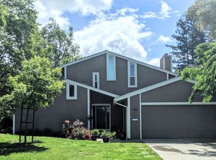 100 Clover Hill Ct, Danville, CA 94526