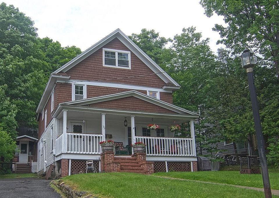 1st image of 129 Parkside Dr
