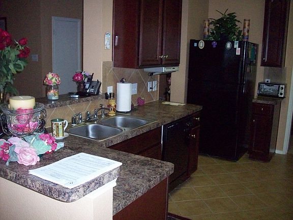 3rd image of 1111 Red Robin Dr