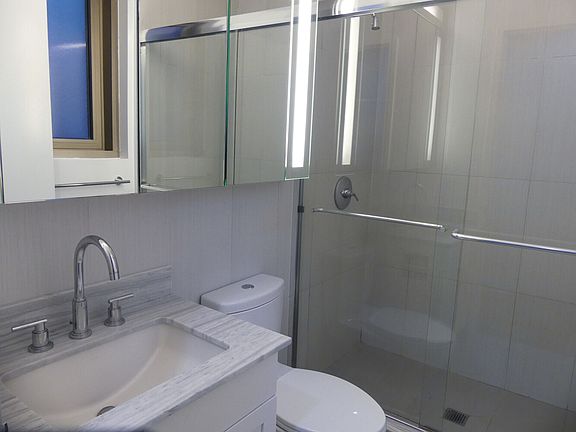 5th image of 101 W 55th St #Penthouse D
