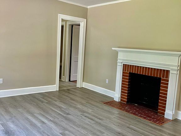 5th image of 1709 Beech Street