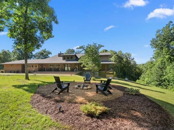 2900 Tanyard Hill Rd, Lynchburg, TN 37352