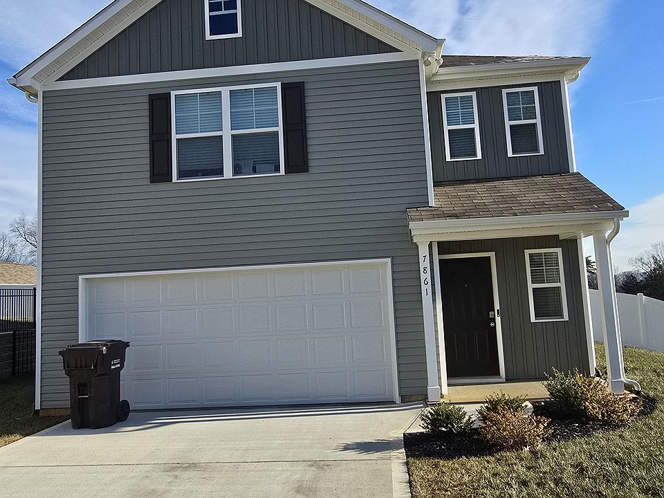1st image of 7861 Mockingbird Dr #60