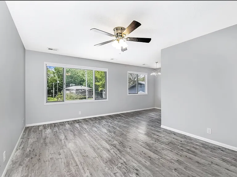 1820 Sutton Pl #3 — Photo 3