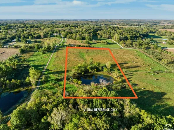 25073 Hemphill Rd, Lawrence, KS 66044