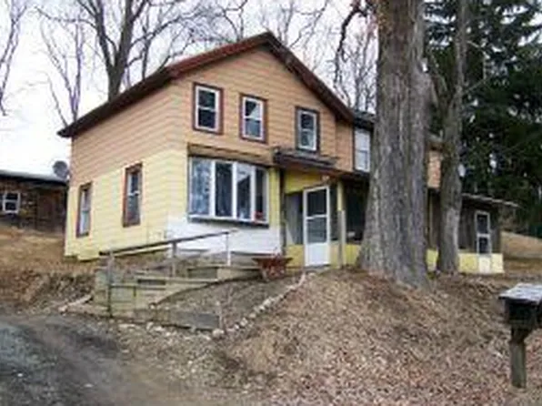 2731 Hickory St, Whitney Pt, NY 13862