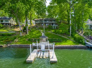 1121 Clift Cave Dr, Soddy Daisy, TN 37379