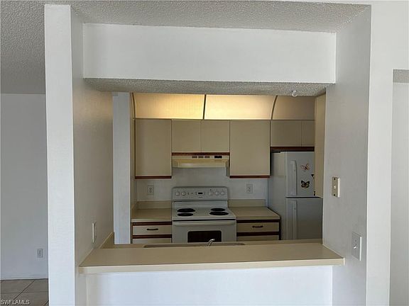 3rd image of 193 Santa Clara DR #3