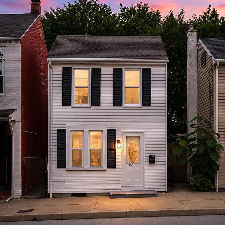 1st image of 238 S 4th St