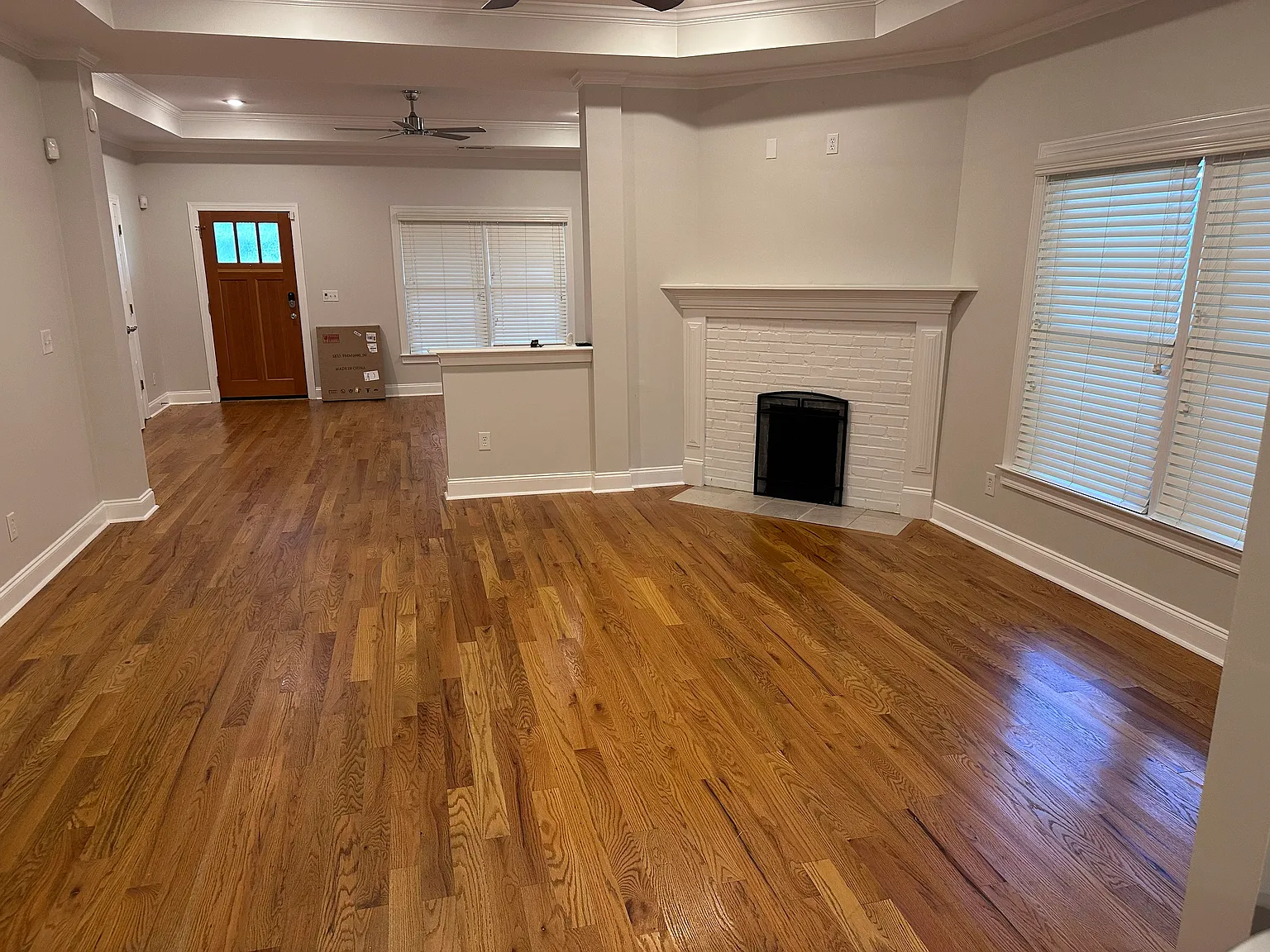3 bed, 2.5 bath, 2200 sqft, $4,250 — Photo 2