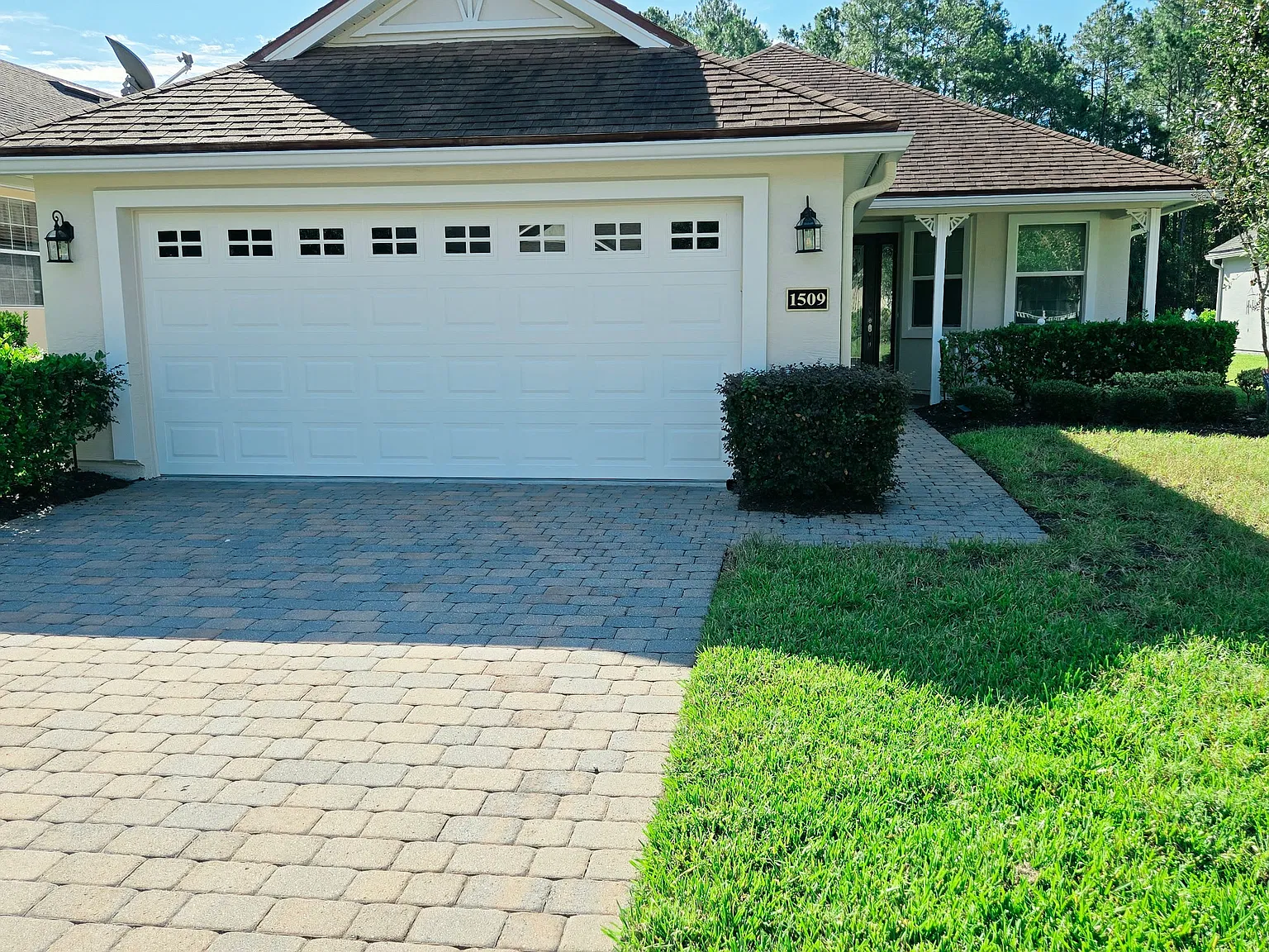 3 bed, 1648 sqft, $2,600 — Photo 1