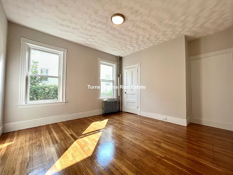 22 Humphreys St #1A — Photo 7
