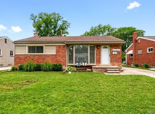 8639 Alper St, Westland, MI 48185