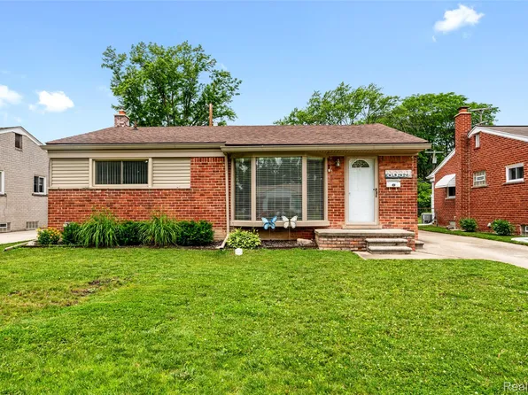 8639 Alper St, Westland, MI 48185