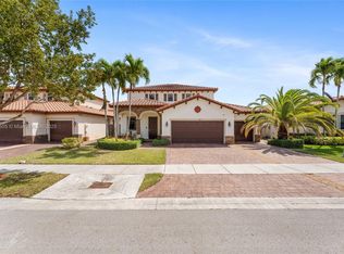 185 SE 34th Pl, Homestead, FL 33033