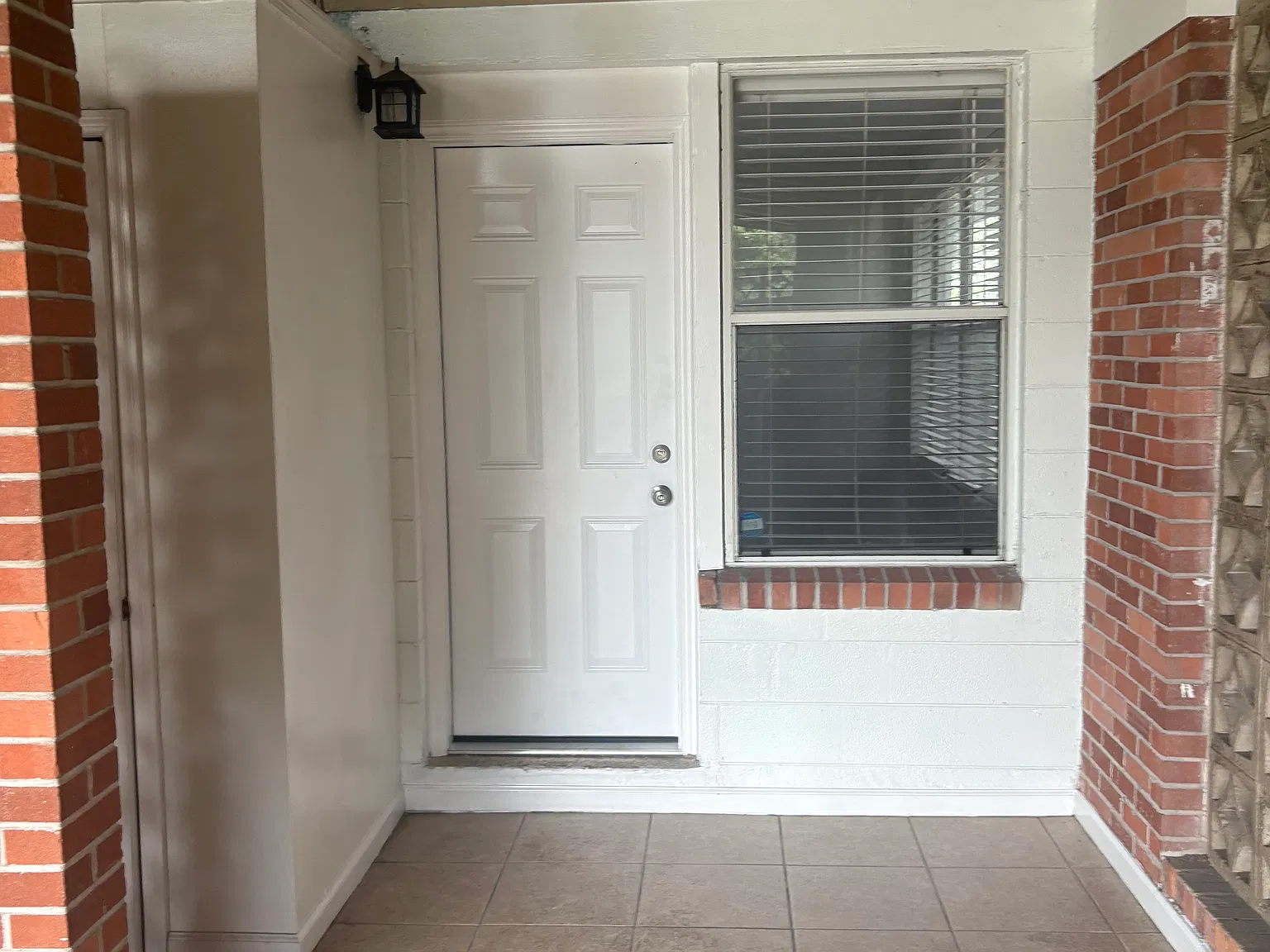 2 bed, 950 sqft, $2,250 — Photo 2