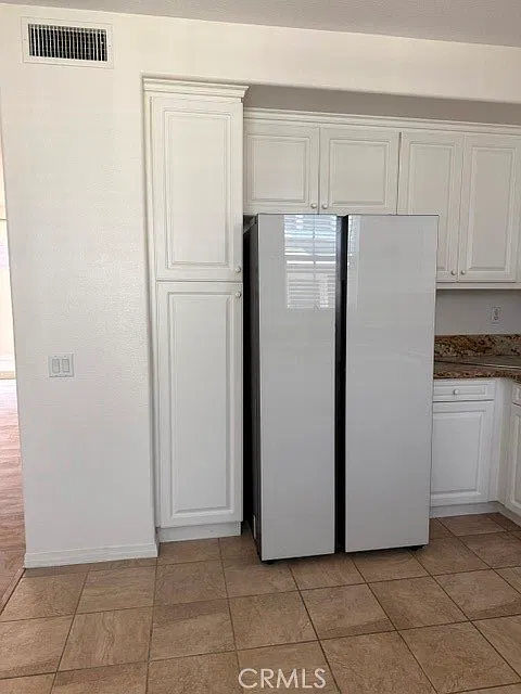 3 bed, 1665 sqft, $4,350 — Photo 4