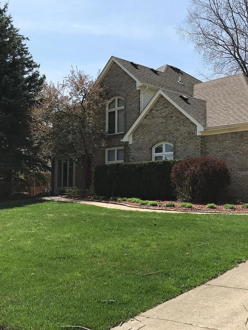 1205 Bradbury Dr photo 1