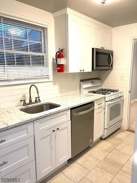 1st image of 445 Morris Ave APT B11