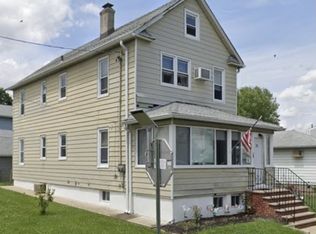 29 River St, Lodi, NJ 07644
