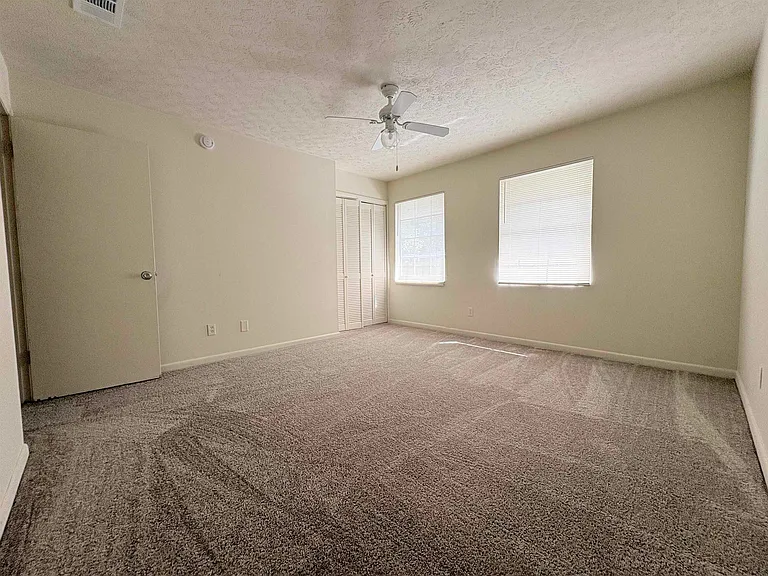 1734 Hartsfield Rd #D — Photo 11
