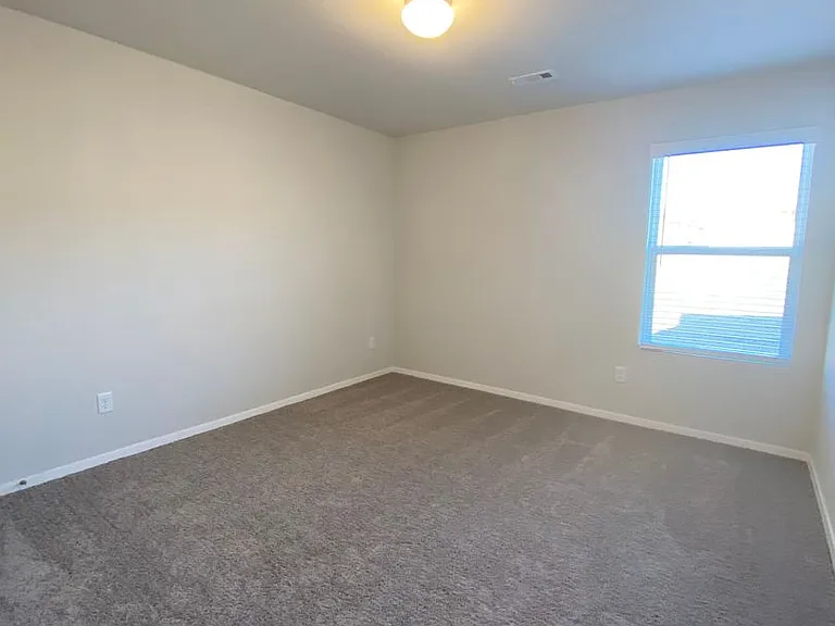 117 Cooper St — Photo 17