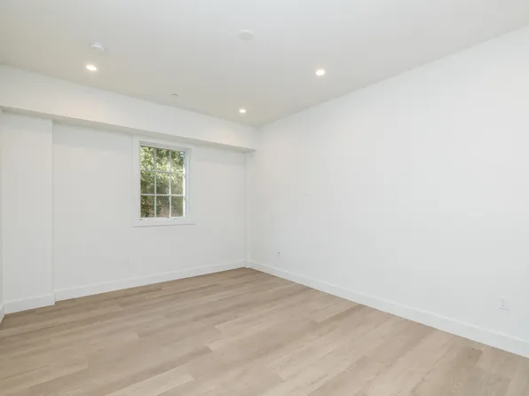 737 Pine, 737 Pine St #1E, San Francisco, CA 94108