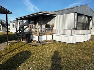 108 E Suffolk Ct #108, Flint, MI 48507