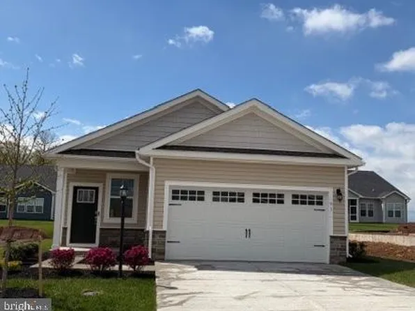 93 Elderberry Way, Gettysburg, PA 17325