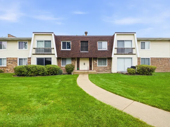 3018 Roberts Dr APT 3, Woodridge, IL 60517