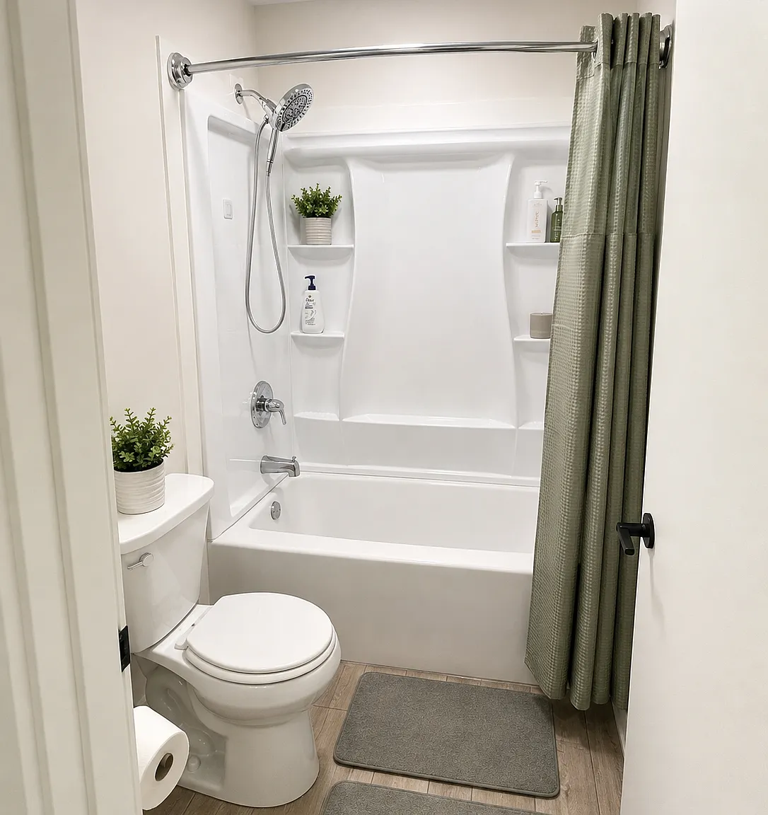 4 bed, 1800 sqft, $2,200 — Photo 4