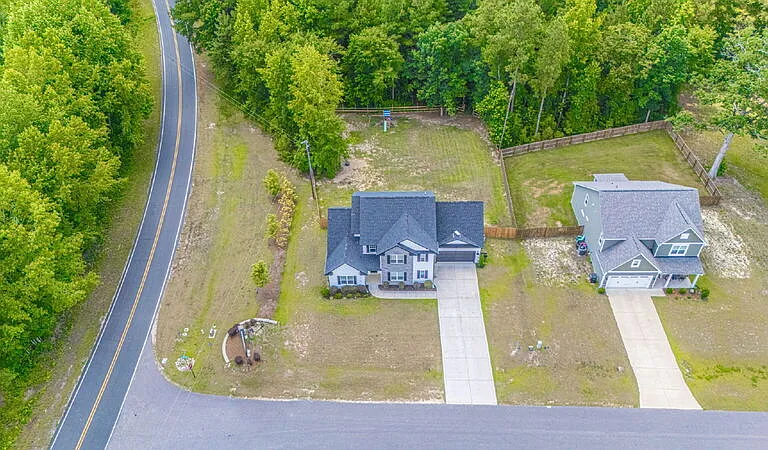 21 Solomon Dr — Photo 30