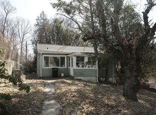 24 Conant Rd, Framingham, MA 01702