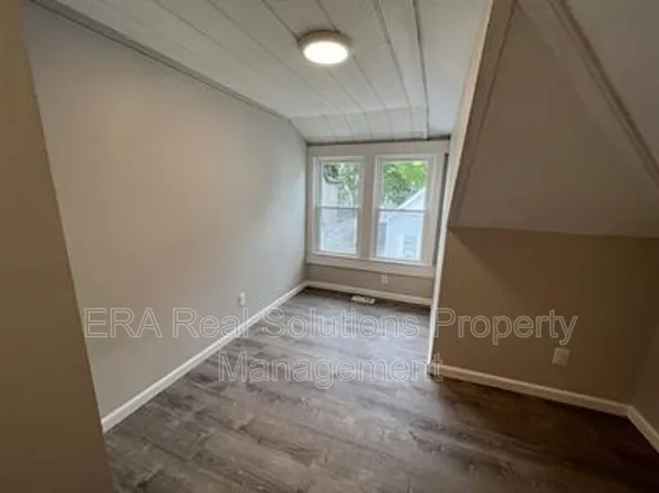 33 Center St, Hamilton, OH 45011