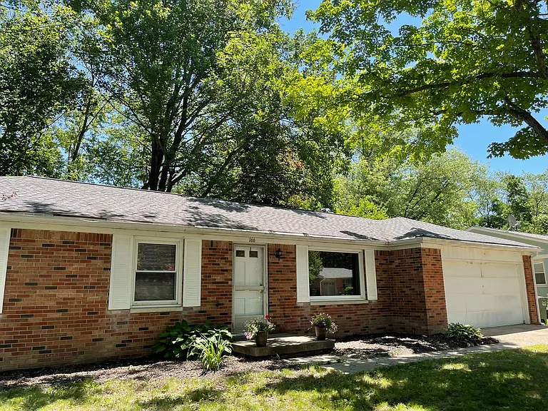 166 Prophet Dr — Photo 1