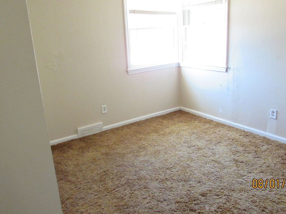 2nd image of 301 S White Ave