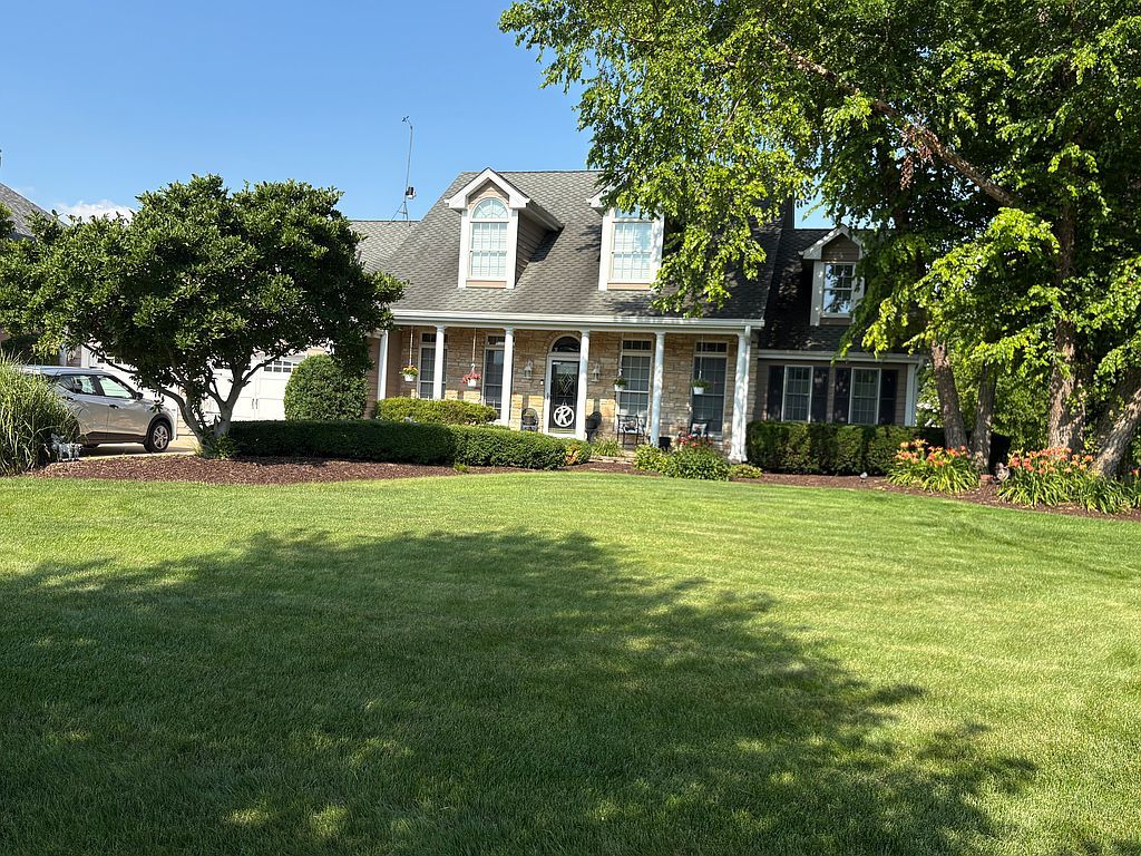 24065 Majestic Dr - Property Image