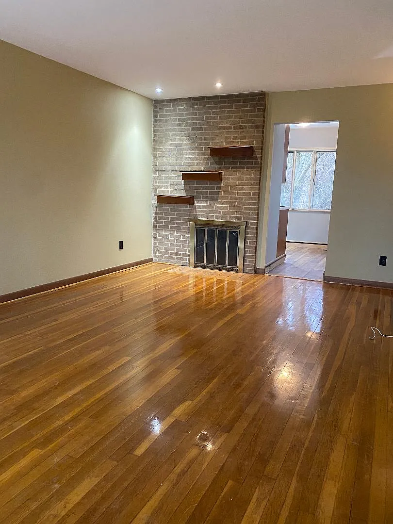 2 bed, 938 sqft, $1,445 — Photo 1