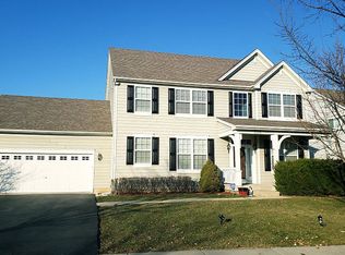 306 Cassidy Ln, Elgin, IL 60124