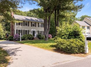 4 Noel Rd, Andover, MA 01810
