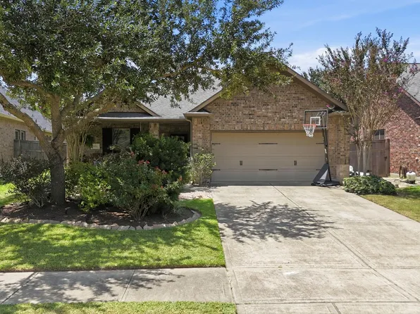 6122 Harmony Park Ln, Fulshear, TX 77441