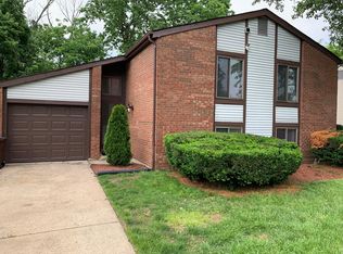 6182 Ridgewood Ct, Florence, KY 41042