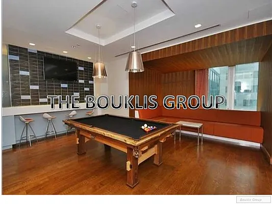 Rented by Bouklis Group | media 4