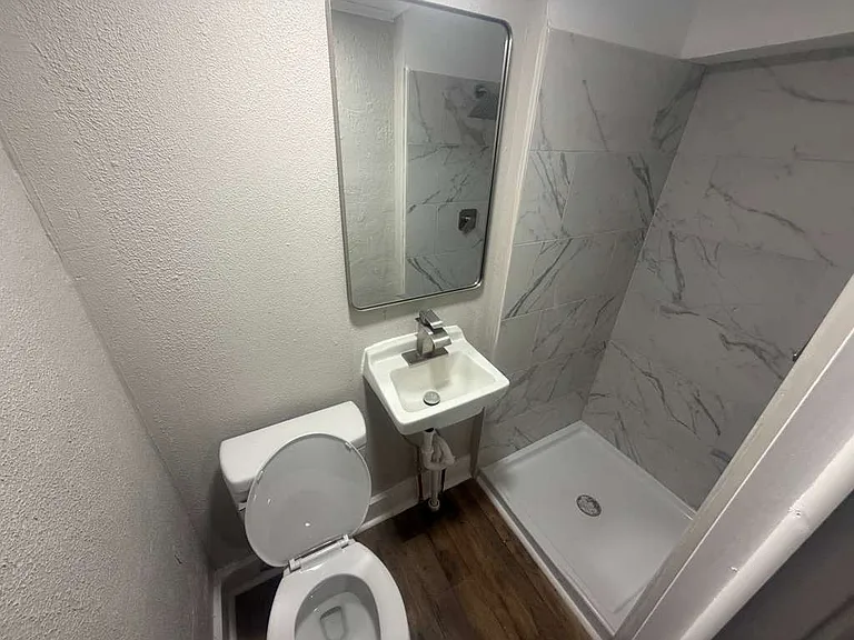 1043 S Bell St #1 — Photo 6