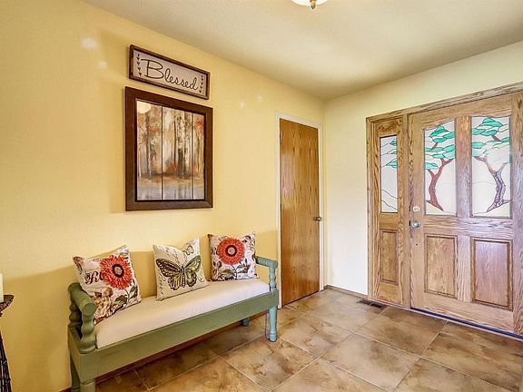 3rd image of 18678 Lake Forest Dr