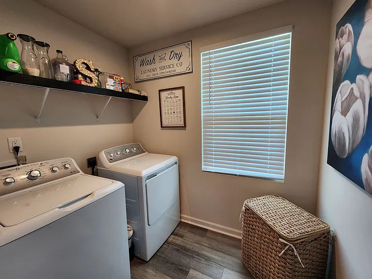 6816 Ludell Ln — Photo 15