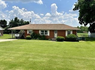 1814 W Main St, Union City, TN 38261