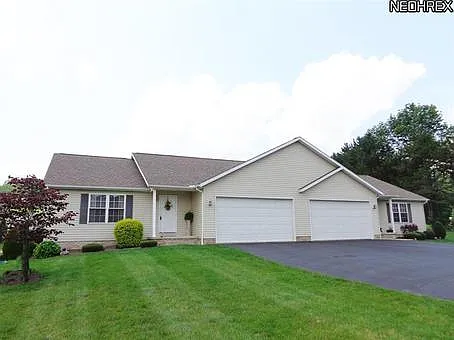 120 Aspen Dr photo 1