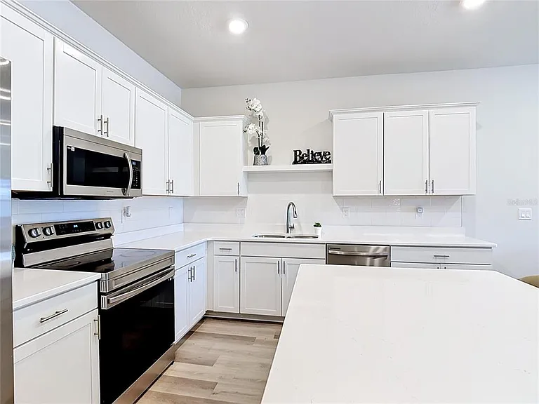 371 Crossings Ave — Photo 9